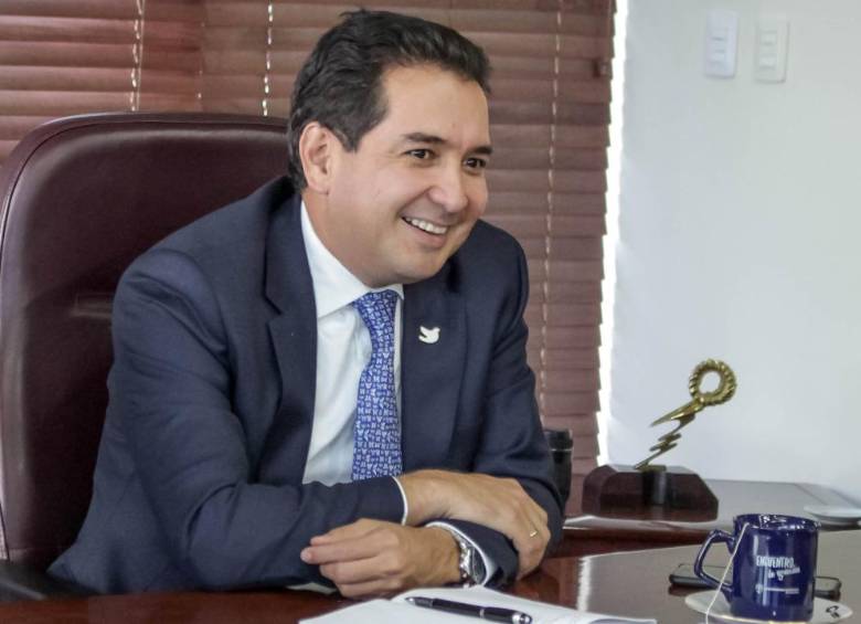El viceministro de Minas, Carlos Andrés Cante Puentes, afirma que los acuerdos con la Mesa Minera de Segovia y Remedios avanzan de acuerdo con la agenda pactada el 30 de agosto. FOTO cortesía 