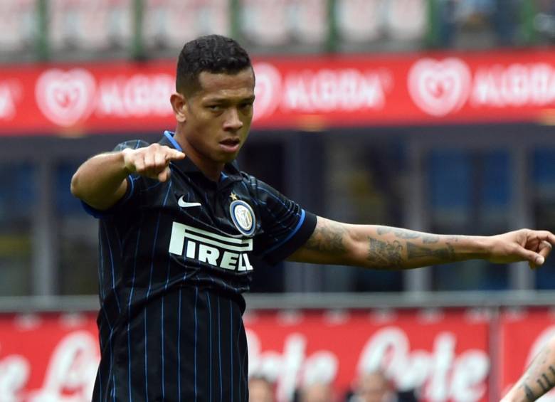 Fredy Guarín marco con el Inter. FOTO AFP