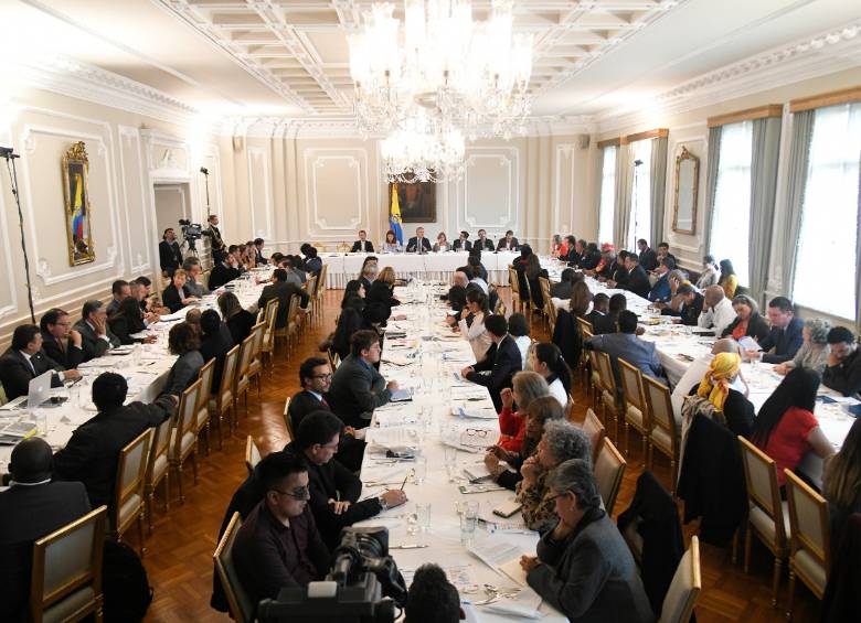 Se cumplió este viernes la conversación sobre el tema de la paz. FOTO COLPRENSA