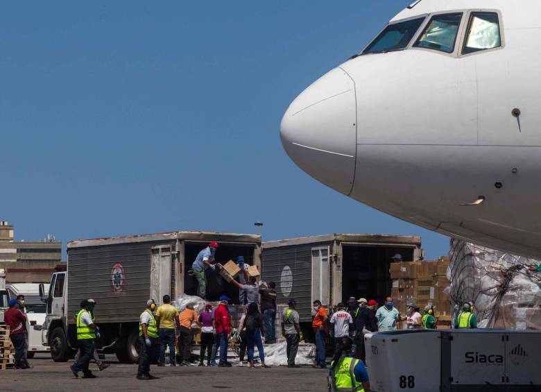 55 toneladas de ayudas médicas llegaron a Venezuela desde China. FOTO: AFP