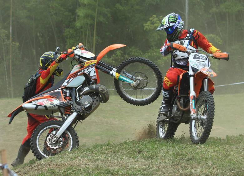 El motociclismo cambió la rutina en los parques de Comfama, los cuales contaron en 2014 con 1,6 millones de visitantes, muchos de ellos de la familia del deporte antioqueño. FOTO cortesía 