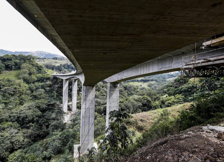 Covipacífico señaló que el proyecto cuenta con el 100 % del personal activo y destacó la generación de empleo aún en periodo de contingencia la covid-19. Foto Jaime Pérez