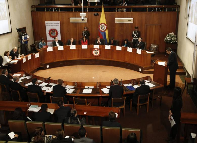 La Corte Constitucional determinó que la habilitación al presidente de la República está temporalmente limitada, pues puede ejercerse por un término de 180 días, y se funda en normas transitorias introducidas a la Constitución. FOTO Colprensa