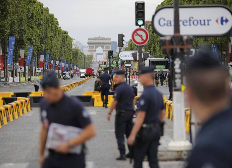 Las autoridades francesas indicaron que no se trató de un incidente relacionado con terrorismo. FOTO EFE.