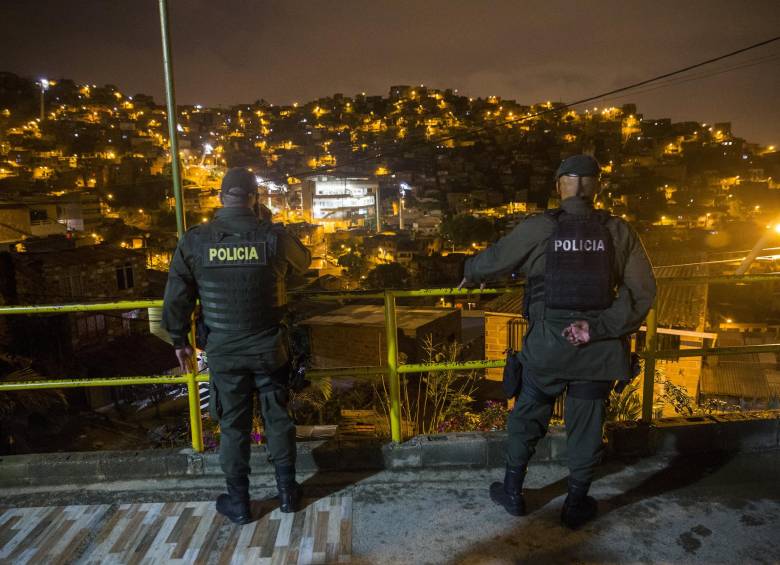 A pesar del refuerzo policial no habrá una intervención militar de la magnitud de la dolorosa operación Orión (2002). FOTO ESTEBAN VANEGAS