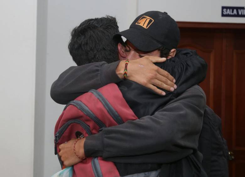 El miércoles 35 connacionales sobrevivientes fueron repatriados junto con los cadáveres de otros cinco colombianos. FOTO Cortesía