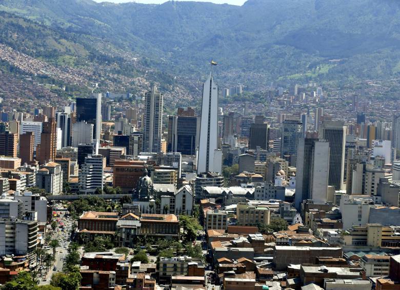 En Medellín hubo en promedio 16.000 viviendas disponibles para la venta cada mes. FOTO ARCHIVO