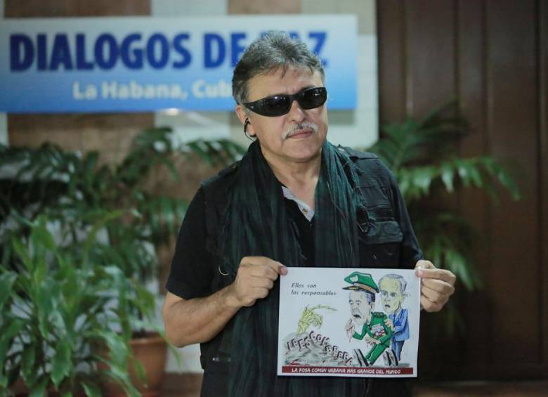 Alias “Jesús Santrich” afirmó que en la llamada Operación Orión hubo crímenes de lesa humanidad por las fuerzas del Estado por lo que pidieron solidaridad con las víctimas de la comuna 13. FOTO CORTESÍA