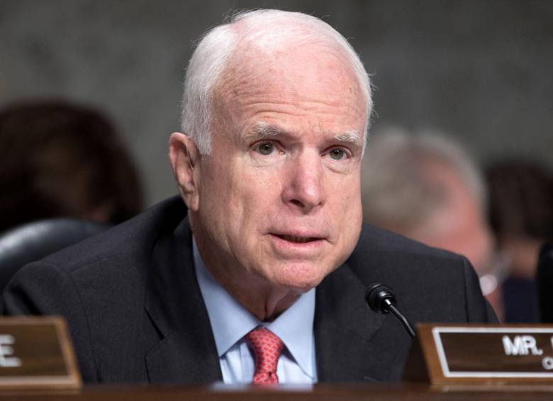 Fallece el senador estadounidense John McCain