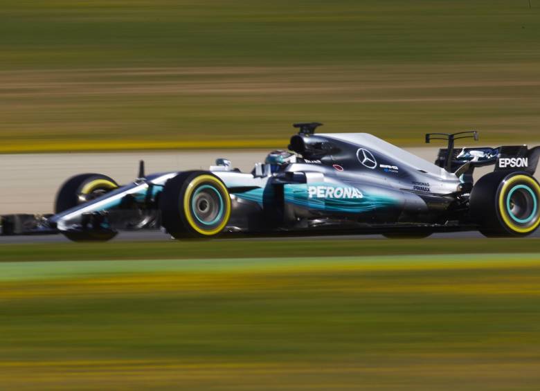 Valtteri Bottas fue el más veloz en el tercer día del primer test que cumplen todas las escuderías en Barcelona. FOTO efe