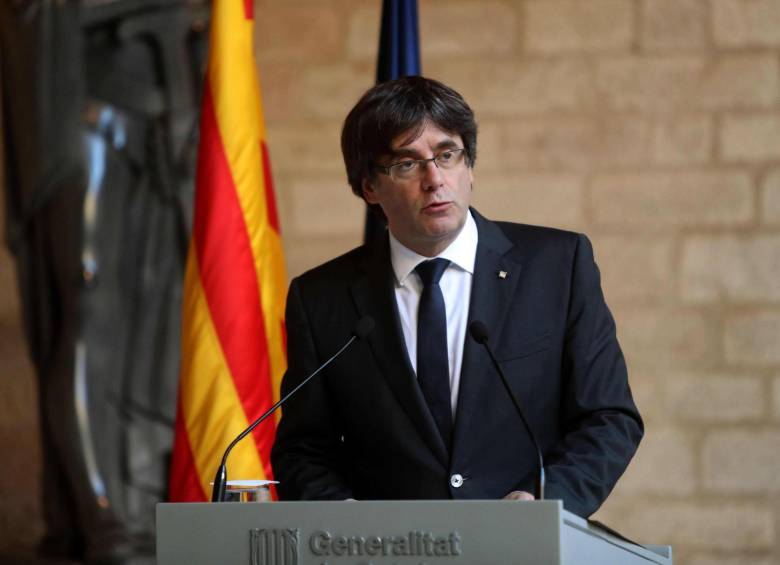 Puigdemont consideró que la eventual aplicación del artículo 155 de la Constitución “es abusiva, injusta” y solo agravará la crisis. FOTO EFE