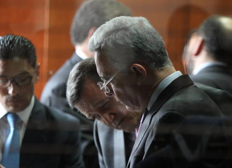 Dos horas duró la versión libre del expresidente Álvaro Uribe sobre el caso de las chuzadas en la Corte Suprema de Justicia. FOTO colprensa