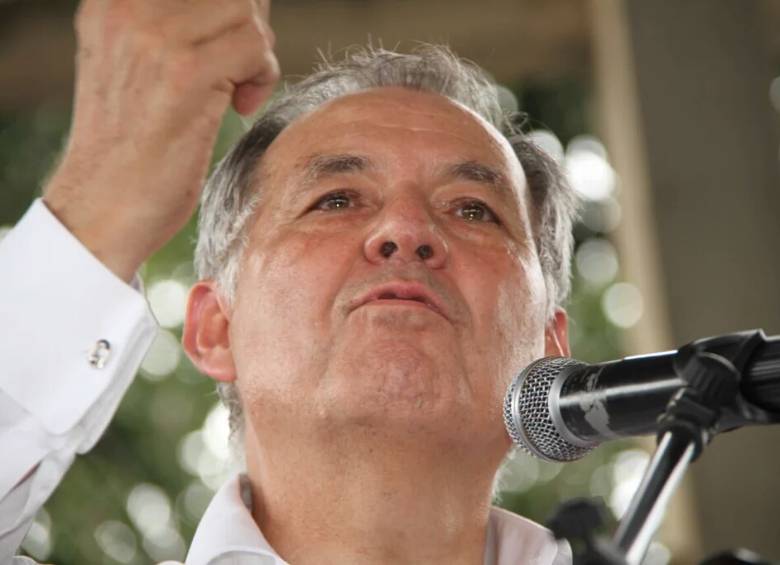  Alejandro Ordóñez afirmó que los cultivos pasaron de 159 mil hectáreas en mayo de 2015 a más de 200 mil en el presente año. FOTO COLPRENSA