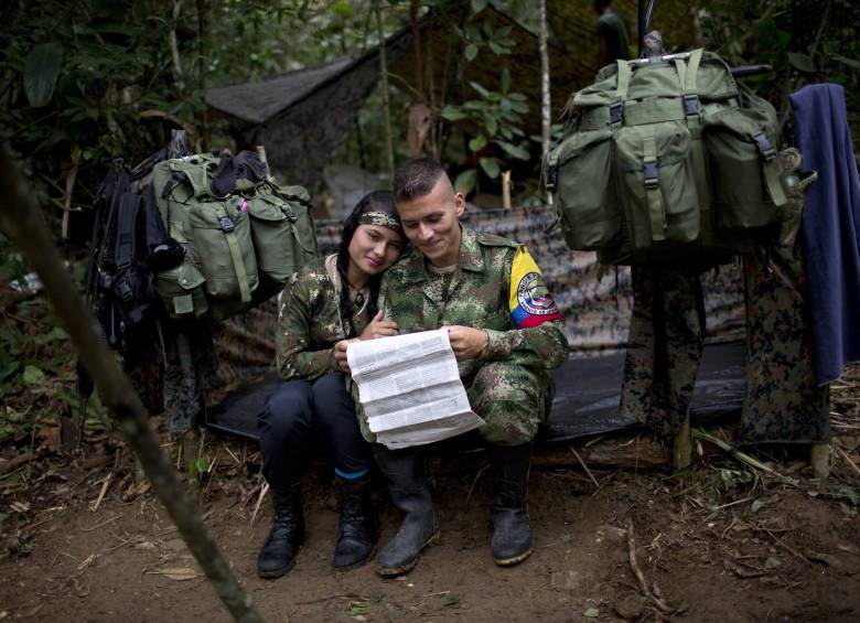 Aún es desconocido el número de menores que están todavía vinculados a las Farc. Según la Fiscalía, el reclutamiento infantil ha sido una práctica reiterada en esa guerrilla. FOTO AFP