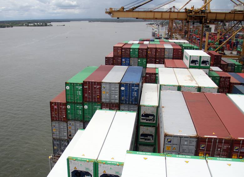 Entre enero y septiembre las exportaciones puestas llegaron a 29.902 millones de dólares y las importaciones a 37.707 millones de dólares, en valores FOB. FOTO: COLPRENSA