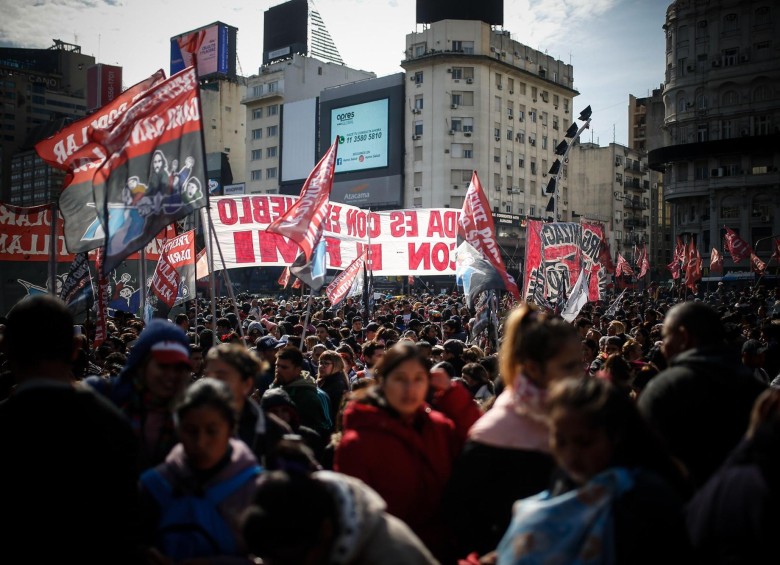 Protesta del jueves 15 de agosto en contra del presidente Mauricio Macri por la crisis económica. FOTO: EFE