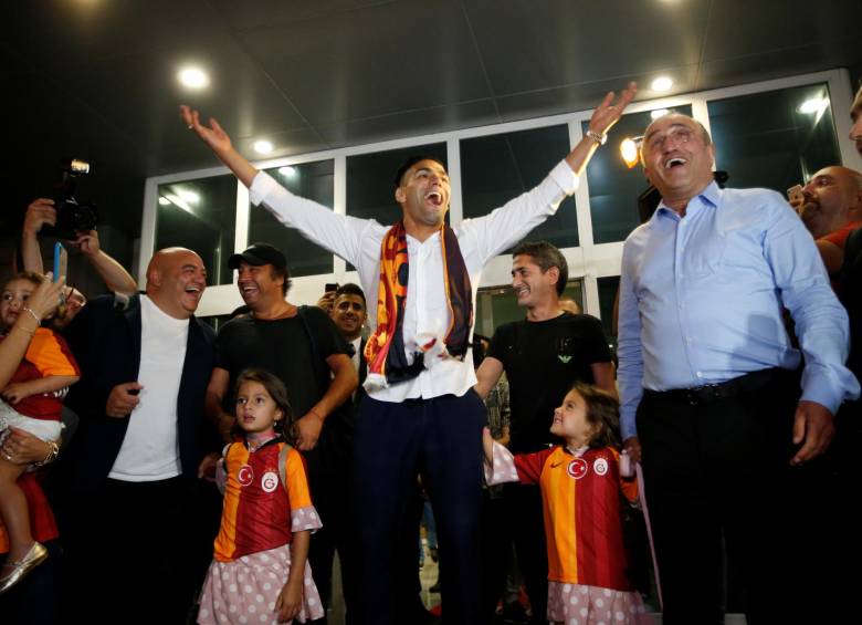 Falcao ya está en Estambul para firmar con Galatasaray. FOTO REUTERS