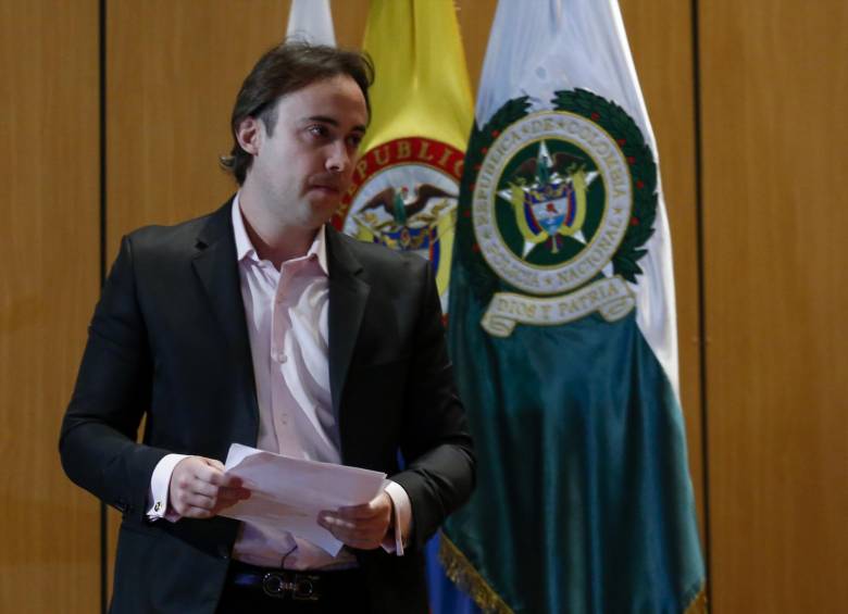 El joven Nicolás Gaviria se mostró “arrependito de corazón” por las ofensas públicas y los improperios que dijo a varios patrulleros de la Policía Nacional. FOTO Colprensa