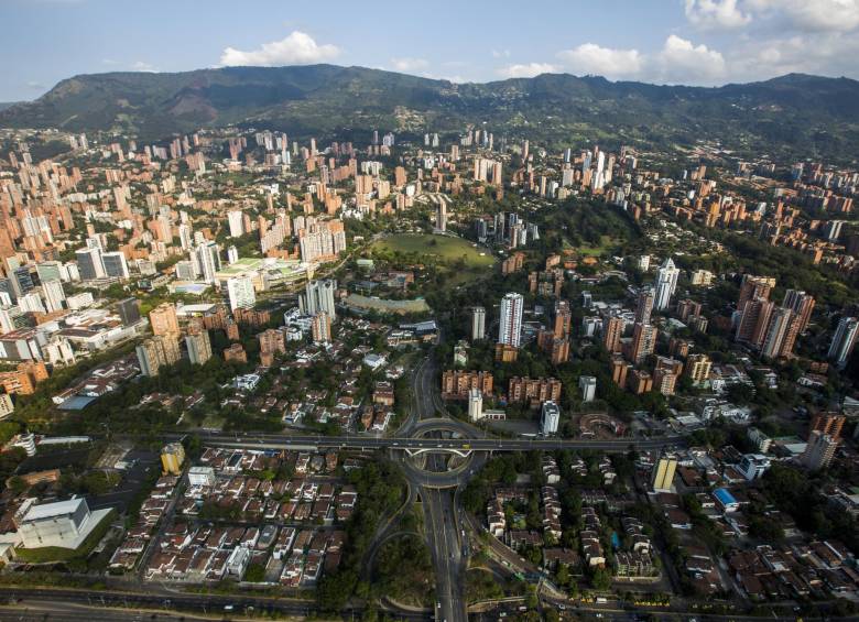 Panorámica de parte de la Comuna 14 en El Poblado. 