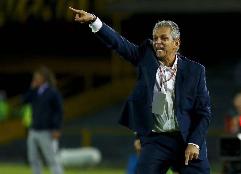 El entrenador vallecaucano fue uno de los más laureados en el 2016 por sus triunfos con Nacional. FOTO colprensa 