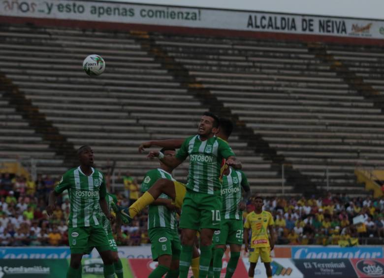 Pablo Cepellini (# 10) es el sexto jugador que convierte gol con Paulo Autuori en el mando. FOTO colprensa