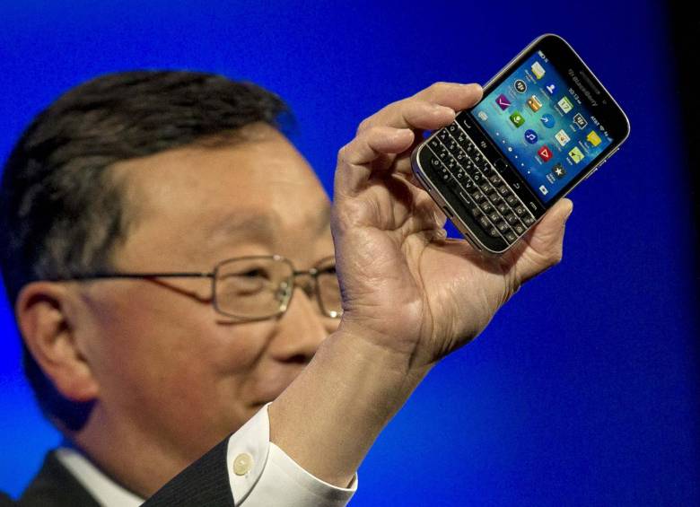 John Chen, jefe ejecutivo de Blackberry presentó el nuevo Classic. FOTO Reuters 
