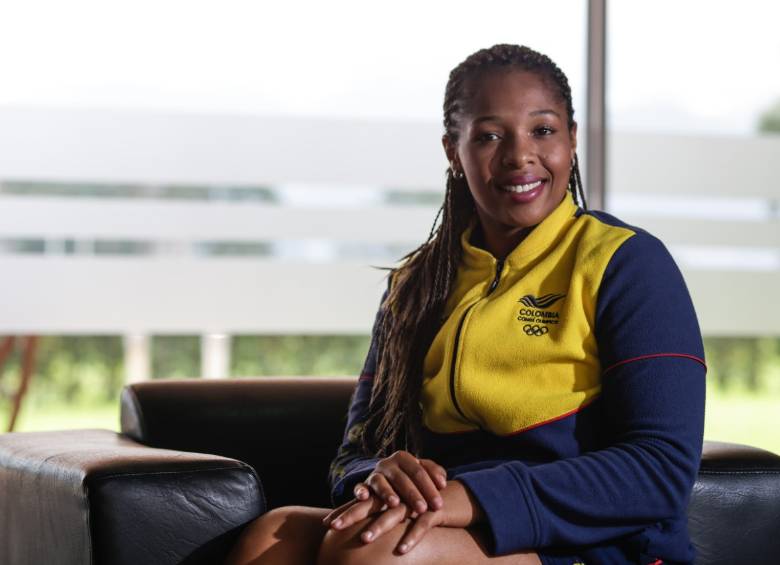 Caicedo siente alegría al ser la primera mujer en ganar medalla en un Mundial de boxeo, pero aspira a más. FOTO CORTESÍA COC