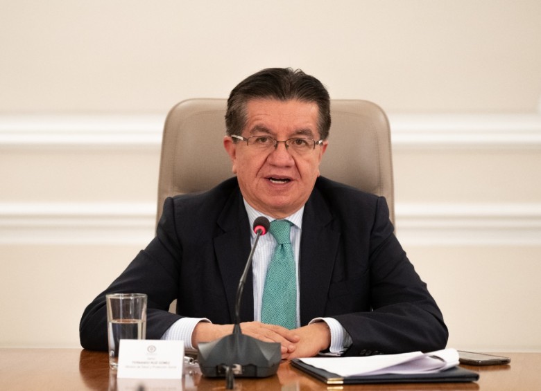 Fernando Ruiz Gómez, ministro de Salud, dijo que Colombia adquirirá 106 millones de vacunas contra el coronavirus a través del mecanismo Covax.