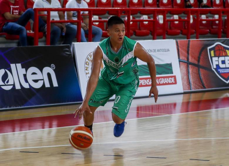 Octavio Muñoz es uno de los 12 jugadores antioqueños que tendrá continuidad en Tigrillos. FOTO Esteban Vanegas