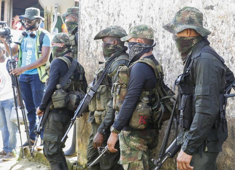 Guerrilleros del Eln en Chocó. FOTO MANUEL SALDARRIAGA