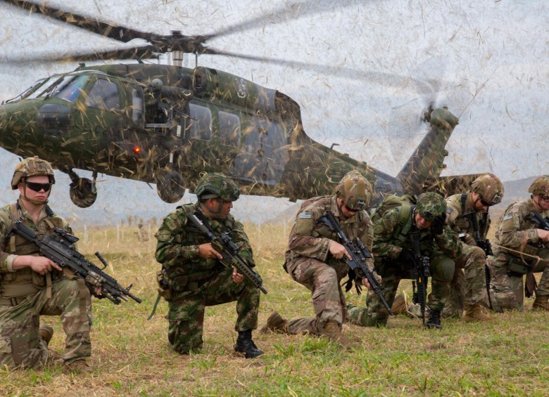 Los militares llegaron a zonas de alto impacto en el conflicto armado colombiano. FOTO: Cortesía