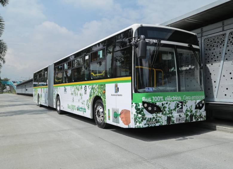 El bus apoyará la operación de la Línea 1 de Metroplús. FOTO CORTESÍA EPM