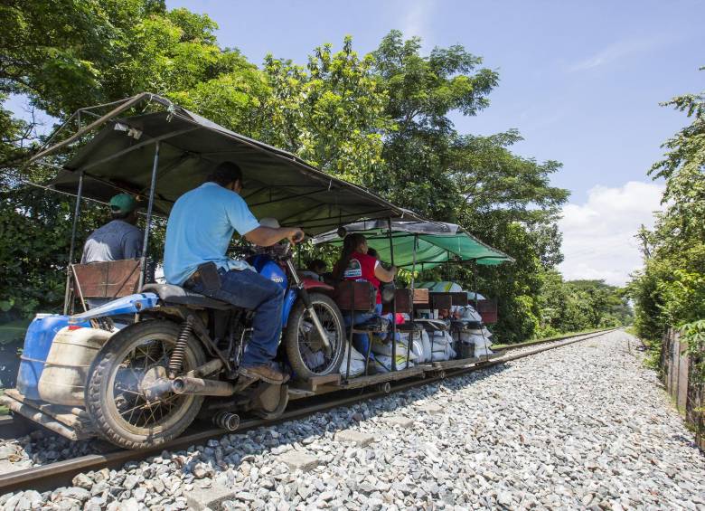 En Puerto Berrío no hace falta el tren para viajar sobre rieles