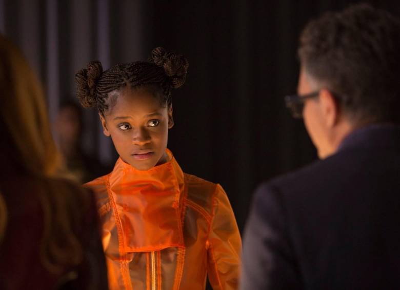 Shuri y Bruce Banner. FOTO Cortesía Marvel