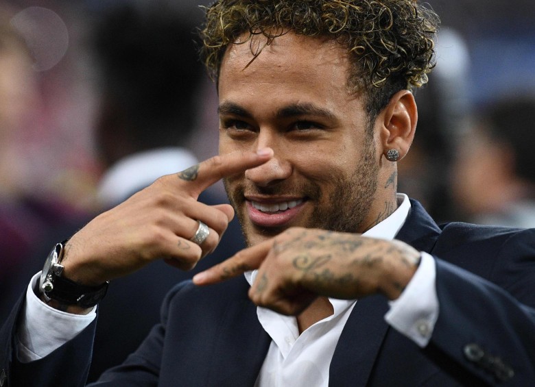 Neymar sigue siendo noticia por su posible paso del PSG al Real Madrid. FOTO AFP