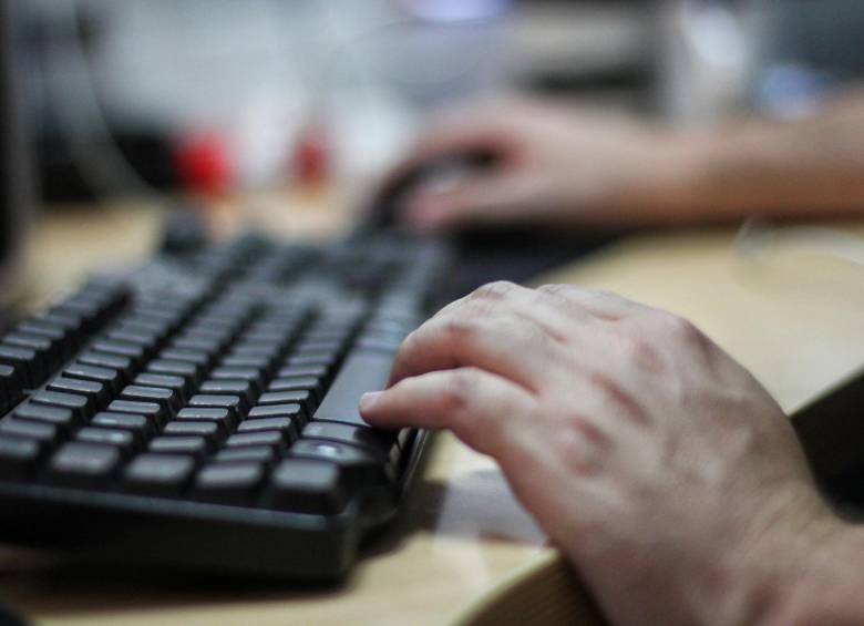 El Mintic también asignó al operador la responsabilidad frente al tratamiento de datos personales de los usuarios. FOTO Colprensa