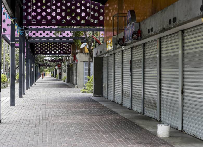 Los locales comerciales de la Unidad Deportiva Atanasio Girardot son propiedad del Municipio. FOTO ARCHIVO (JAIME PÉREZ)