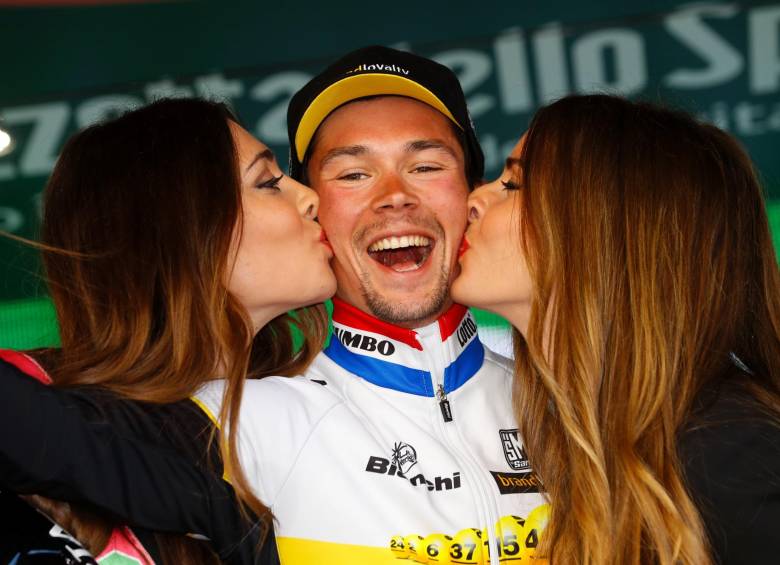 El esloveno Primoz Roglic ganó la etapa. FOTO AFP