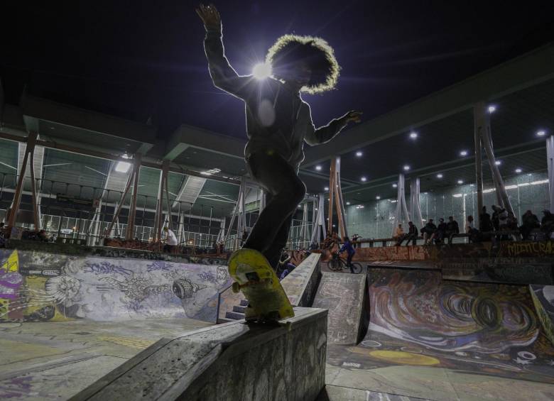 El skateboarding y el bmx freestyle son otros deportes que reúnen buen número de practicantes y aficionados.