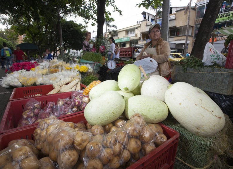 Los mercados campesinos se han extendido en la ciudad. El de Belén es tradicional Foto Edwin Bustamante