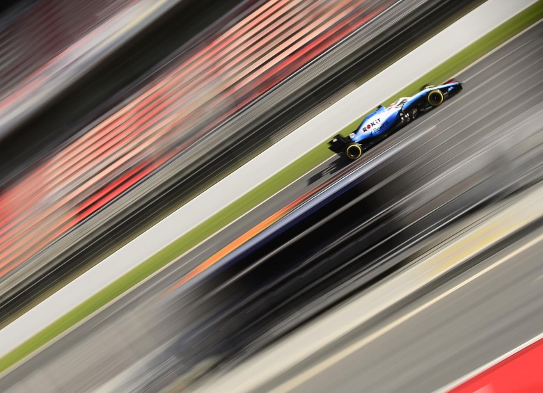 El pilotobBritánico de Williams, George Russell, participa en las pruebas para la nueva temporada del Gran Premio de Fórmula Uno en el circuito de Cataluña en Montmeló, en las afueras de Barcelona. Foto:AFP