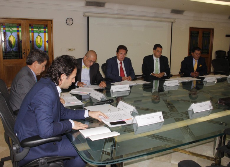 La junta directiva del Metro de Medellín la conforman nueve integrantes: dos representantes de la Alcaldía, dos de la Gobernación y cinco de la Nación. FOTO cortesía gobernación de antioquia