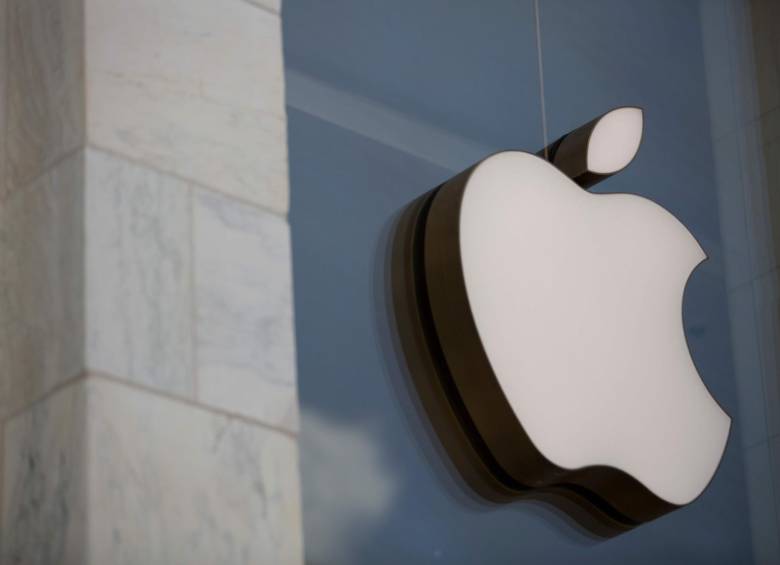 Según el informe ambiental más reciente de Apple, la huella de carbono de la firma en 2018 era de 25,2 millones de toneladas, dice el portal económico Marketwatch. Foto: Afp