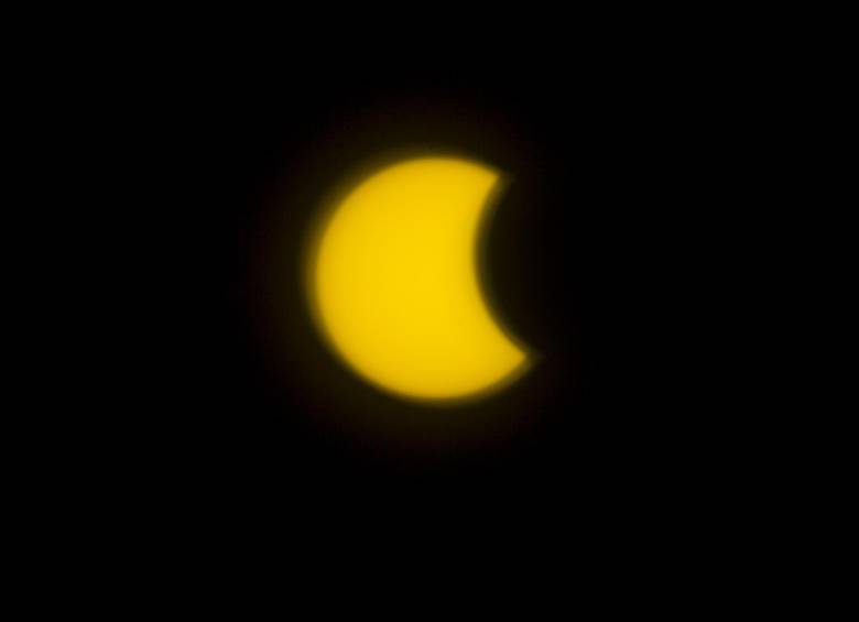 Así se vio el eclipse de sol en Medellín