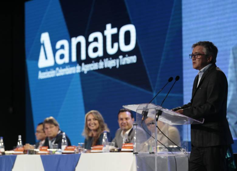 El viceministro de Turismo designado, Juan Pablo Franky, destacó la necesidad de que se aumente la conectividad aérea y se mejoren los precios de los servicios turísticos. FOTO cortesía anato