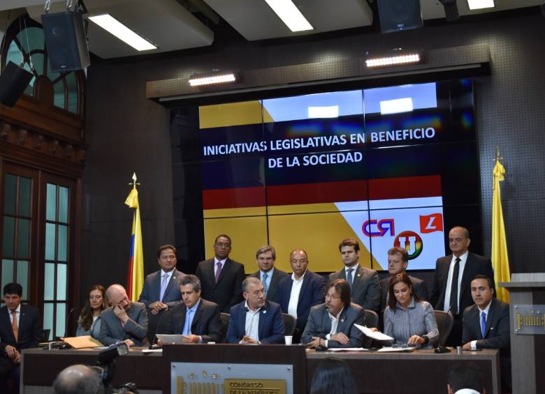 Un grupo de congresistas anunció ayer cinco iniciativas sociales para radicar en el actual periodo legislativo. FOTO Colprensa