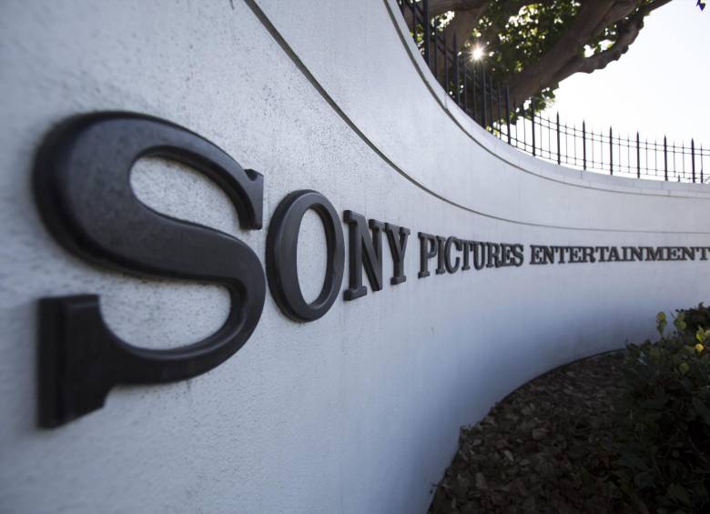 La compañía afirmó que aún está pensando en estrenar la película, pero que está buscando otras alternativas. FOTO REUTERS