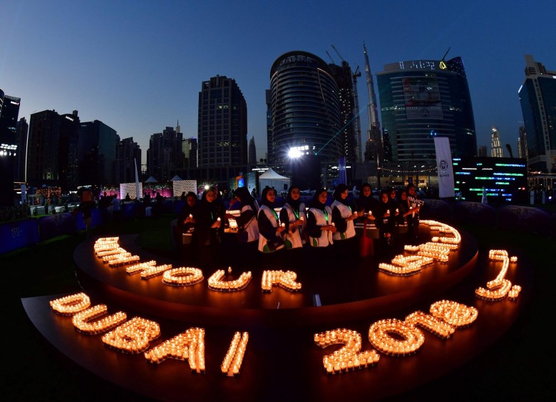Dubái, uno de los siete emiratos que conforman los Emiratos Árabes Unidos, participó de la Hora del Planeta 