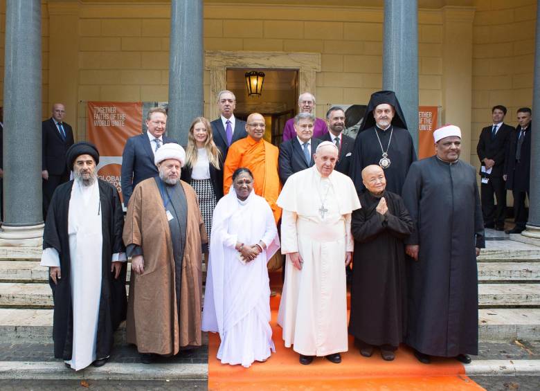 La prostitución, la trata de personas o la venta de órganos fueron citadas como ejemplos de esa esclavitud que pretenden combatir con este llamamiento los que firmaron en la Casina Pío IV de los Jardines Vaticanos. FOTO AP