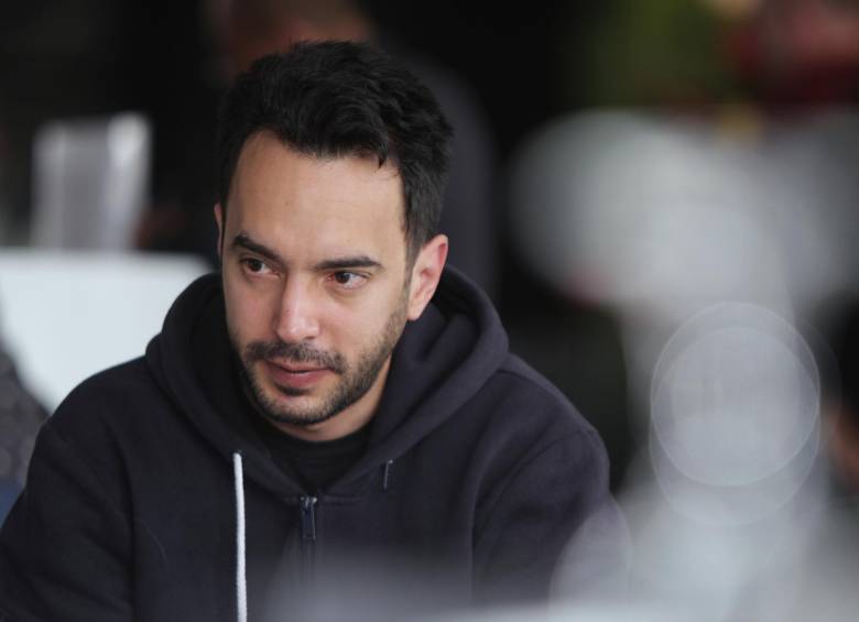 Esta es la segunda novela de Orlando. En ella se cuenta el relato de Klaus y Adler, dos hermanos que compartieron la infancia, el amor por la misma mujer y el destino impredecible. FOTO colprensa